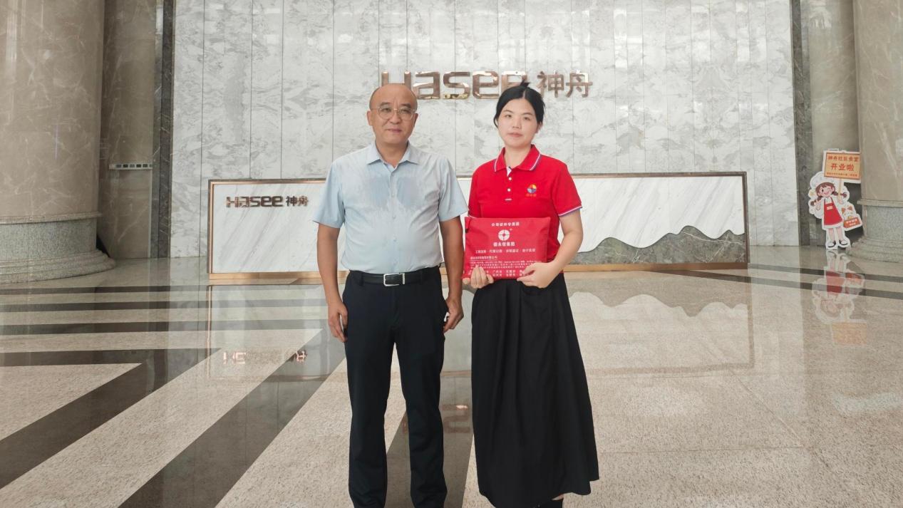 德永信财税集团服务团队走进国际物流企业，开展实地走访交流