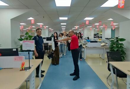 以实干筑梦 以平台赋能|广州工商学院师生走进德永信，解锁财会人成长路径